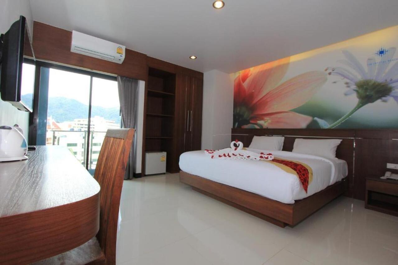 The Crystal Beach Hotel Patong Exterior foto