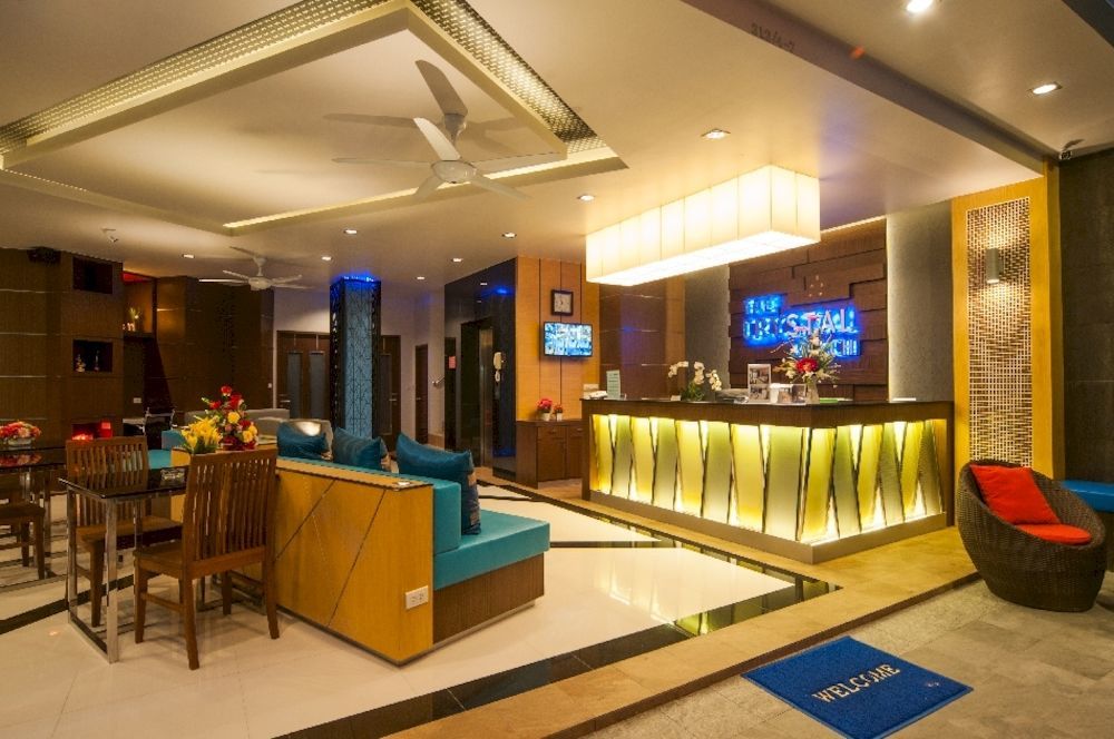 The Crystal Beach Hotel Patong Exterior foto