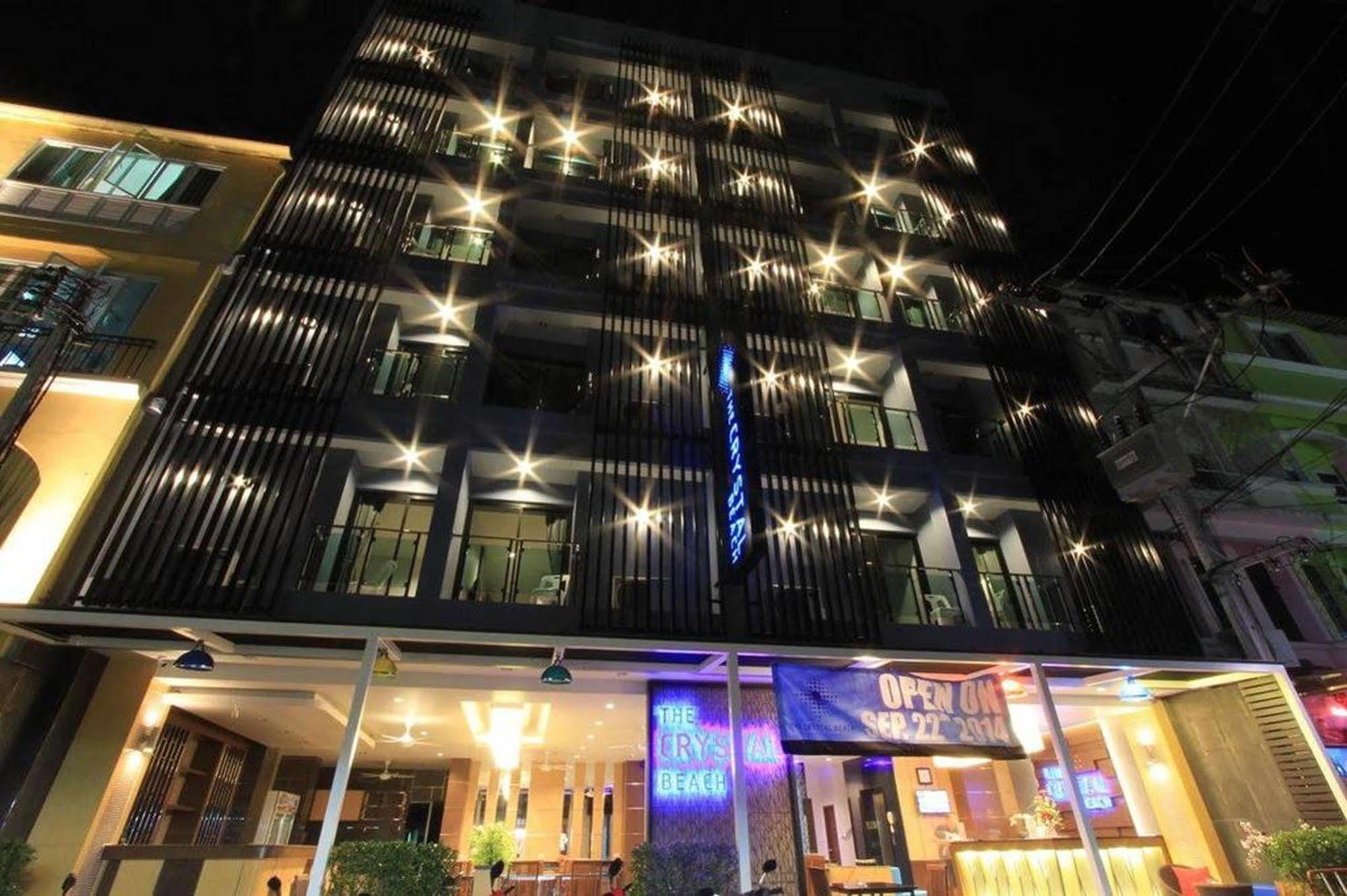 The Crystal Beach Hotel Patong Exterior foto